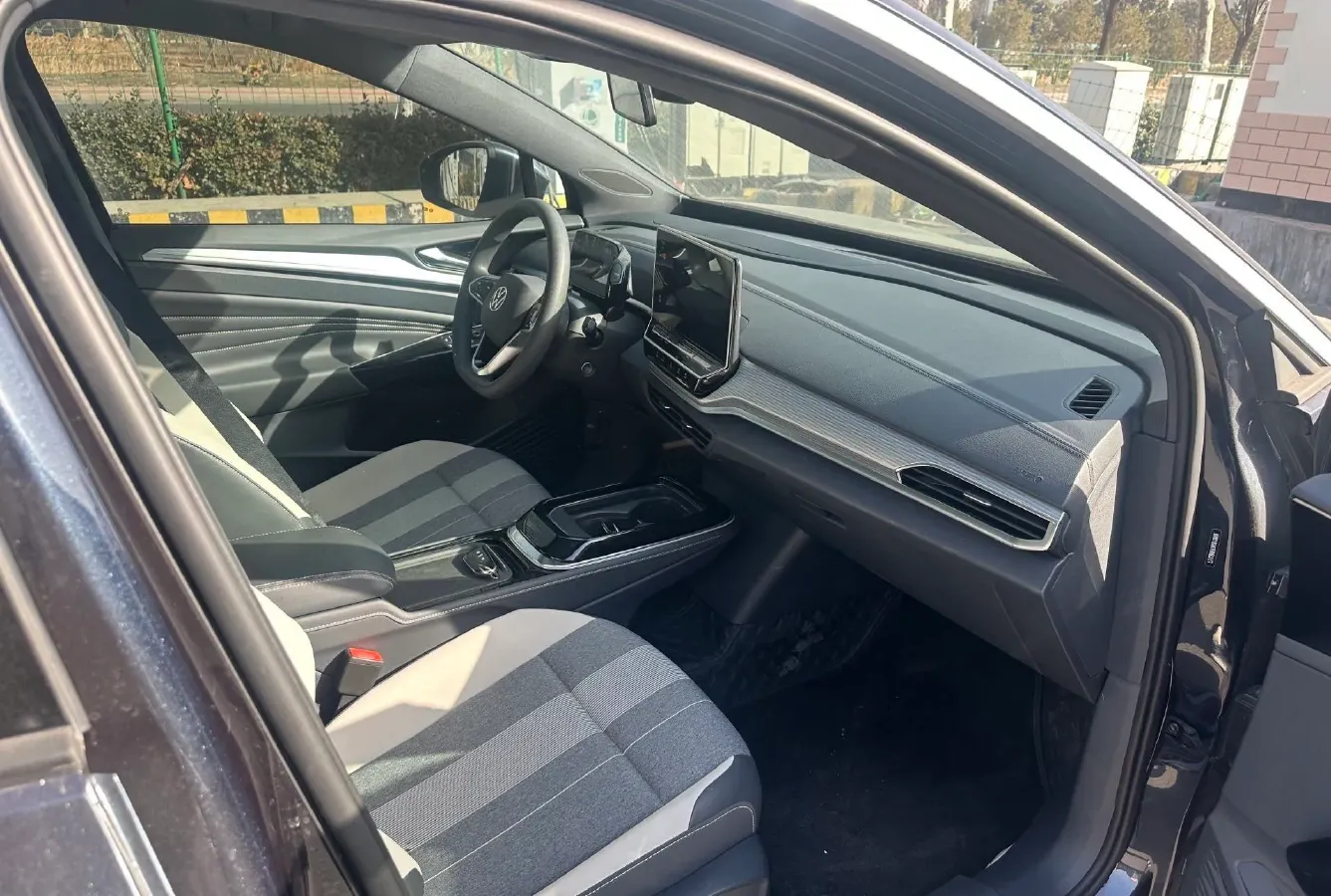 2024 Volkswagen ID.4 Crozz BEV 55.7KWH,autocango,china used car exporter,china ev exporter,chinese used car exporter,chinese used ev exporter