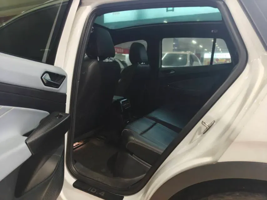 2025 Volkswagen ID.4 X BEV 52.8KWH,autocango,china used car exporter,china ev exporter,chinese used car exporter,chinese used ev exporter