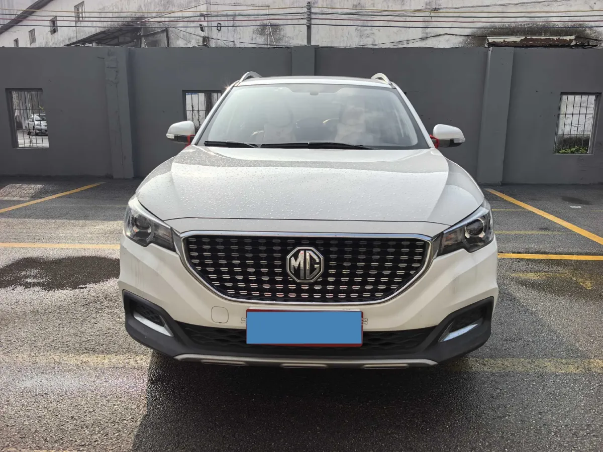 2020 MG ZS 1.5L 120HP L4 5MT,autocango,china used car exporter,china ev exporter,chinese used car exporter,chinese used ev exporter