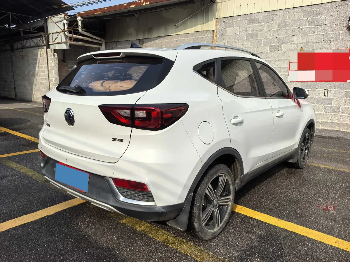 2020 MG ZS 1.5L 120HP L4 5MT,autocango,china used car exporter,china ev exporter,chinese used car exporter,chinese used ev exporter