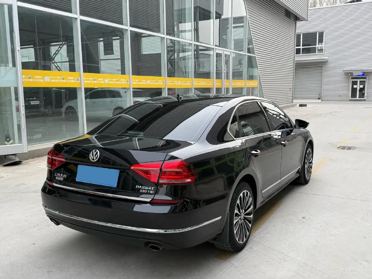 2017 Volkswagen Passat 1.8T 180HP L4 7DCT,autocango,china used car exporter,china ev exporter,chinese used car exporter,chinese used ev exporter