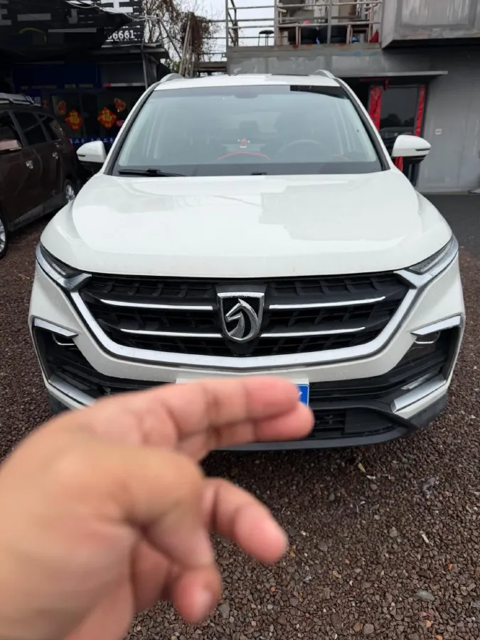 2019 BaoJun 530 1.5T 151HP L4 CVT,autocango,china used car exporter,china ev exporter,chinese used car exporter,chinese used ev exporter
