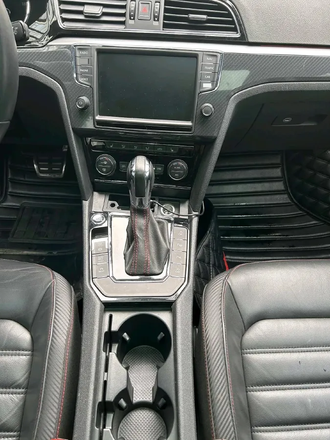 2017 Volkswagen Lamando 2.0T 220HP L4 7DCT,autocango,china used car exporter,china ev exporter,chinese used car exporter,chinese used ev exporter