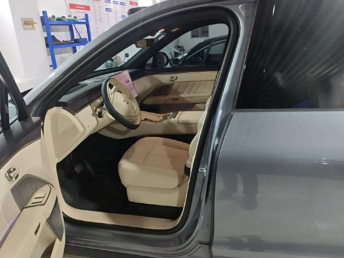 2025 ONVO L90 BEV,autocango,china used car exporter,china ev exporter,chinese used car exporter,chinese used ev exporter