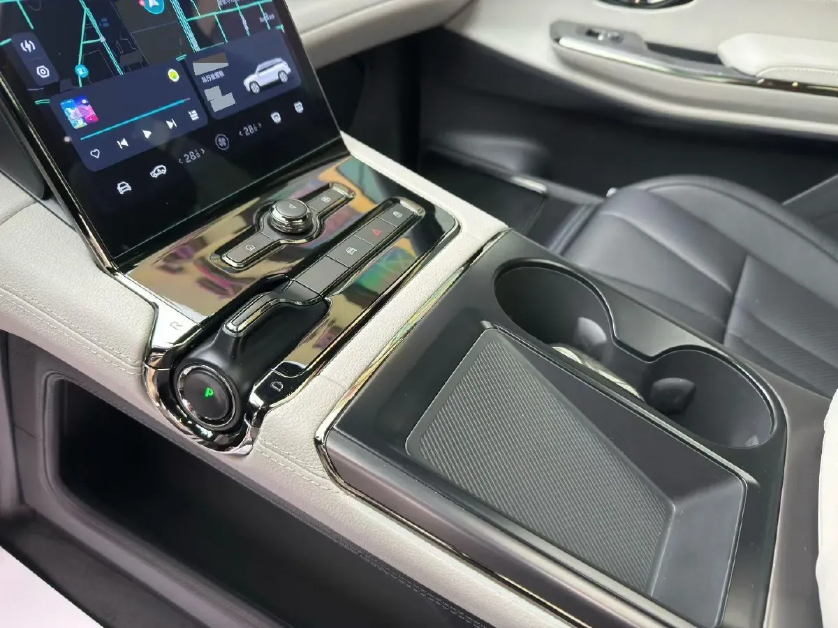 2020 NIO ES8 BEV 70KWH,autocango,china used car exporter,china ev exporter,chinese used car exporter,chinese used ev exporter