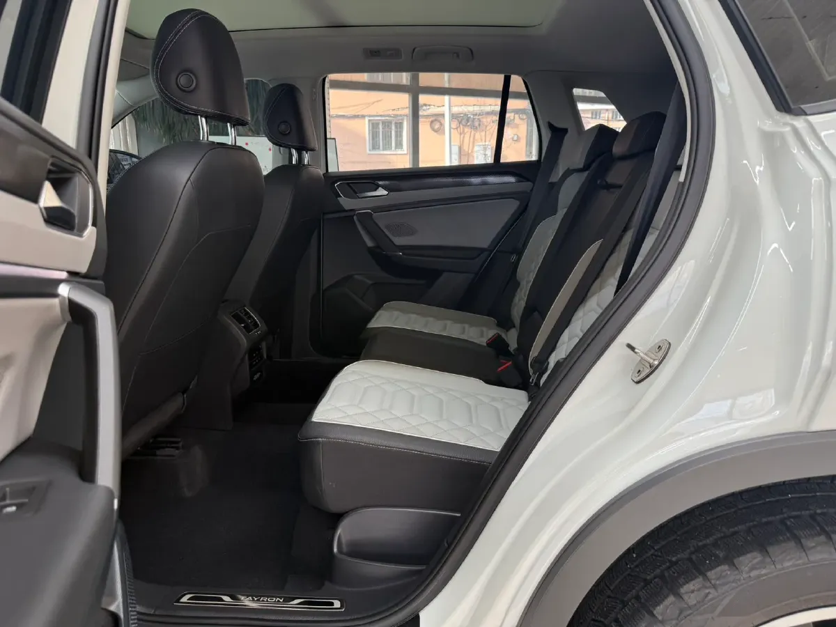 2023 Volkswagen Tayron 1.4T 150HP L4 7DCT,autocango,china used car exporter,china ev exporter,chinese used car exporter,chinese used ev exporter