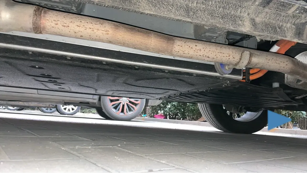 2025 Volkswagen Tiguan L 2.0T 220HP L4 7DCT,autocango,china used car exporter,china ev exporter,chinese used car exporter,chinese used ev exporter