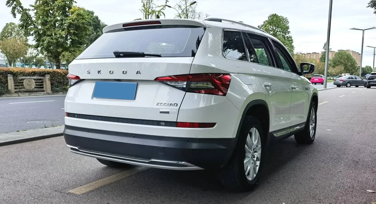 2021 Skoda Kodiak 2.0T 186HP L4 7DCT,autocango,china used car exporter,china ev exporter,chinese used car exporter,chinese used ev exporter