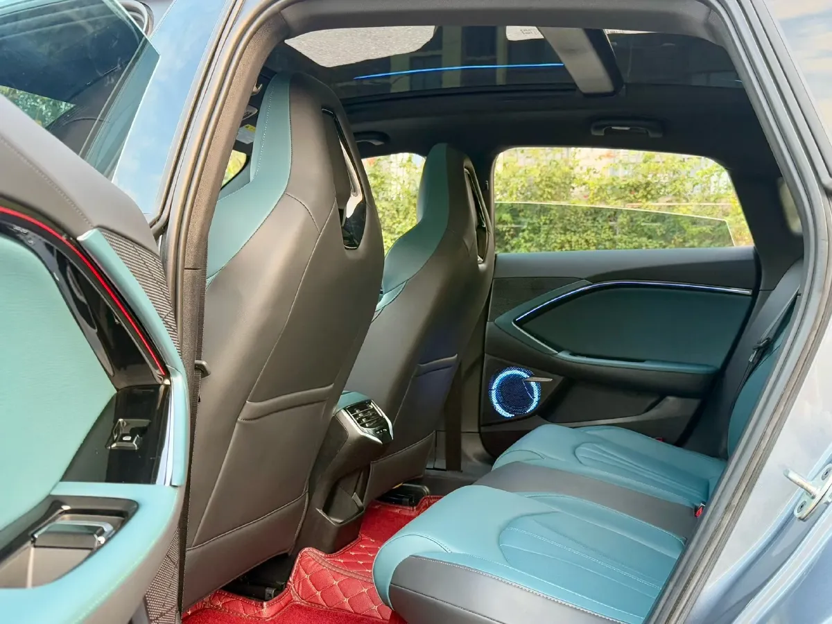 2023 MG 7 2.0T 261HP L4 9AT,autocango,china used car exporter,china ev exporter,chinese used car exporter,chinese used ev exporter