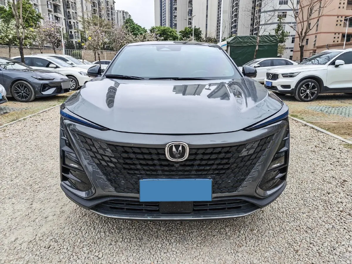 2022 ChangAn UNI-T 1.5T 188HP L4 7DCT,autocango,china used car exporter,china ev exporter,chinese used car exporter,chinese used ev exporter