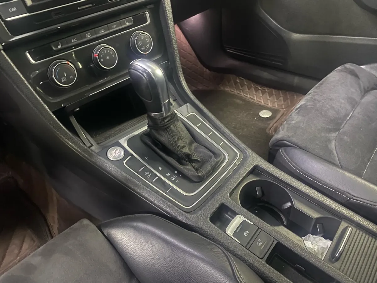 2018 Volkswagen Golf 1.4T 131HP L4 7DCT,autocango,china used car exporter,china ev exporter,chinese used car exporter,chinese used ev exporter