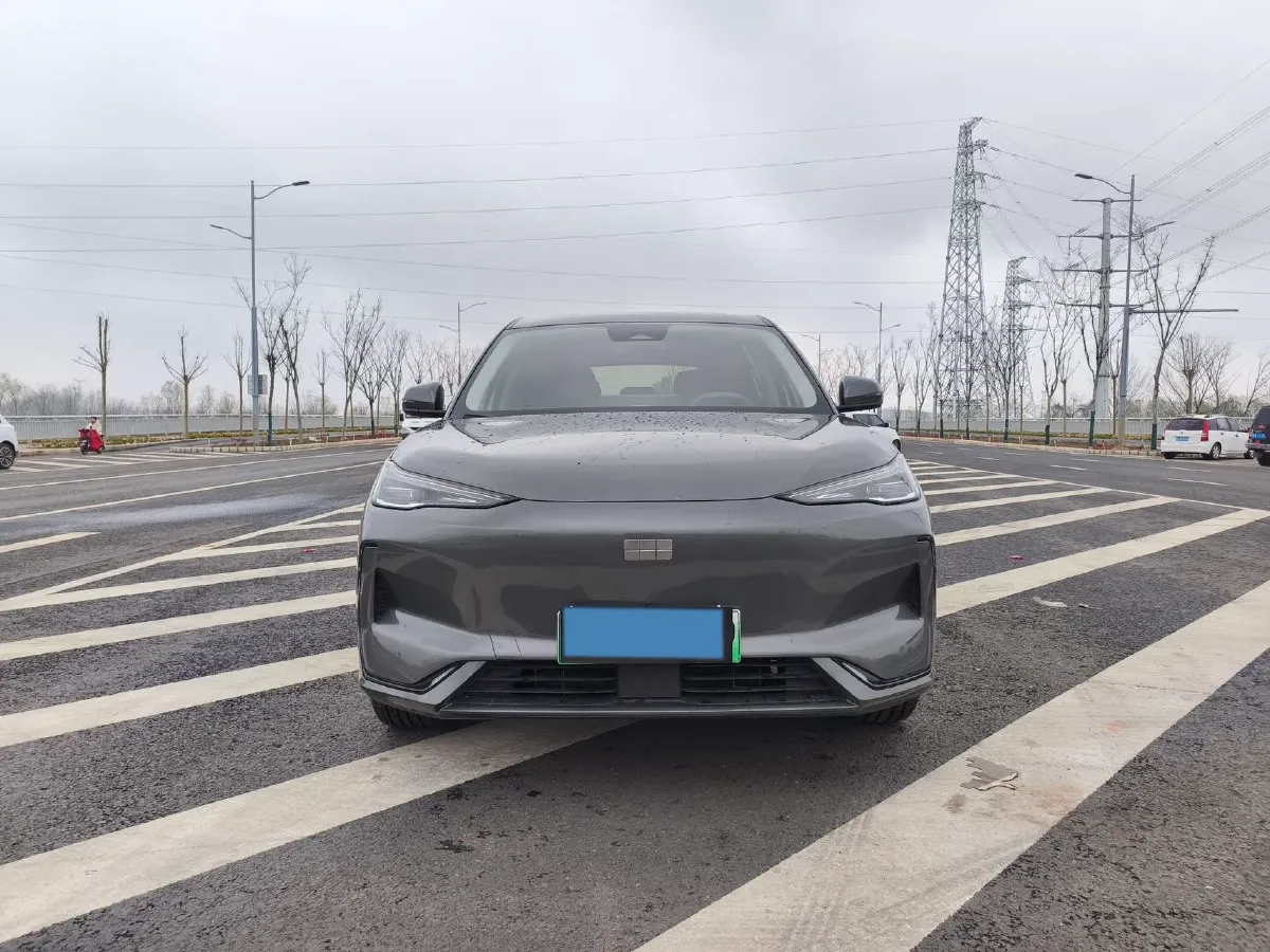 2024 Geely Emgrand L HiP 1.5T 181HP L4 3DHT PHEV 15.5KWH,autocango,china used car exporter,china ev exporter,chinese used car exporter,chinese used ev exporter