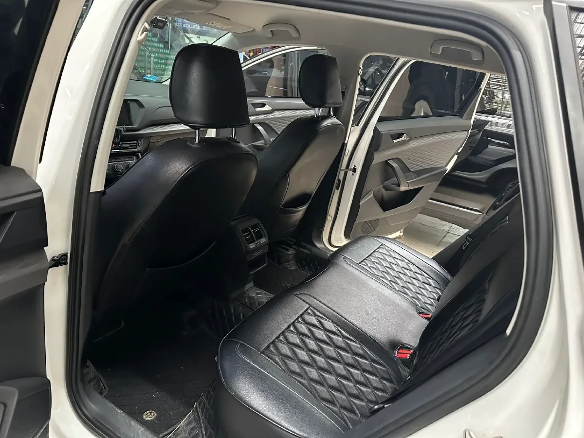 2019 Jeep Compass 1.4T 165HP L4 7DCT,autocango,china used car exporter,china ev exporter,chinese used car exporter,chinese used ev exporter