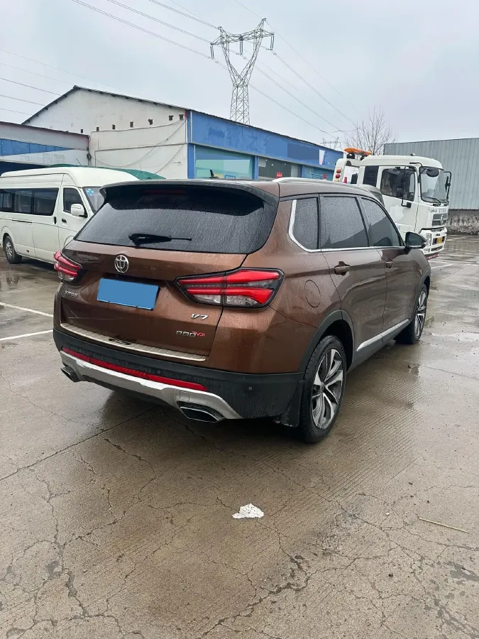 2018 Brilliance Auto V7 1.6T 204HP L4 7DCT,autocango,china used car exporter,china ev exporter,chinese used car exporter,chinese used ev exporter