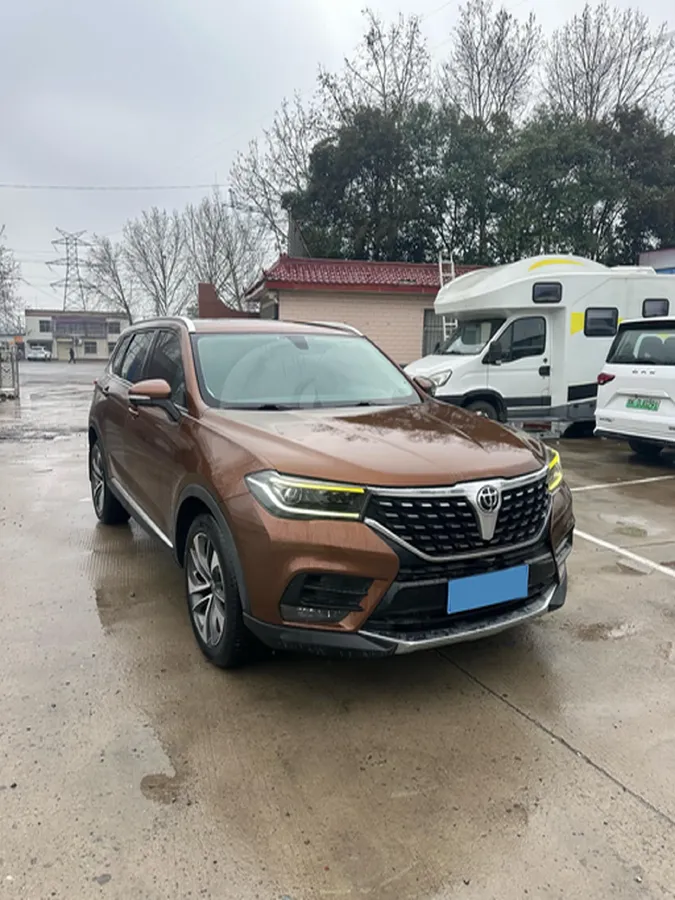 2018 Brilliance Auto V7 1.6T 204HP L4 7DCT,autocango,china used car exporter,china ev exporter,chinese used car exporter,chinese used ev exporter
