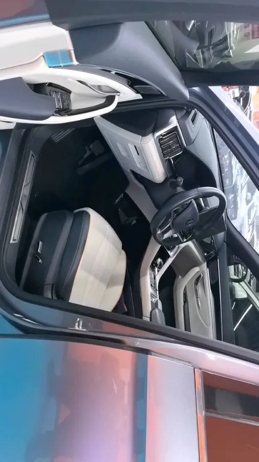 2022 Hyundai Tucson 2.0L 150HP L4 6AT Hybrid,autocango,china used car exporter,china ev exporter,chinese used car exporter,chinese used ev exporter