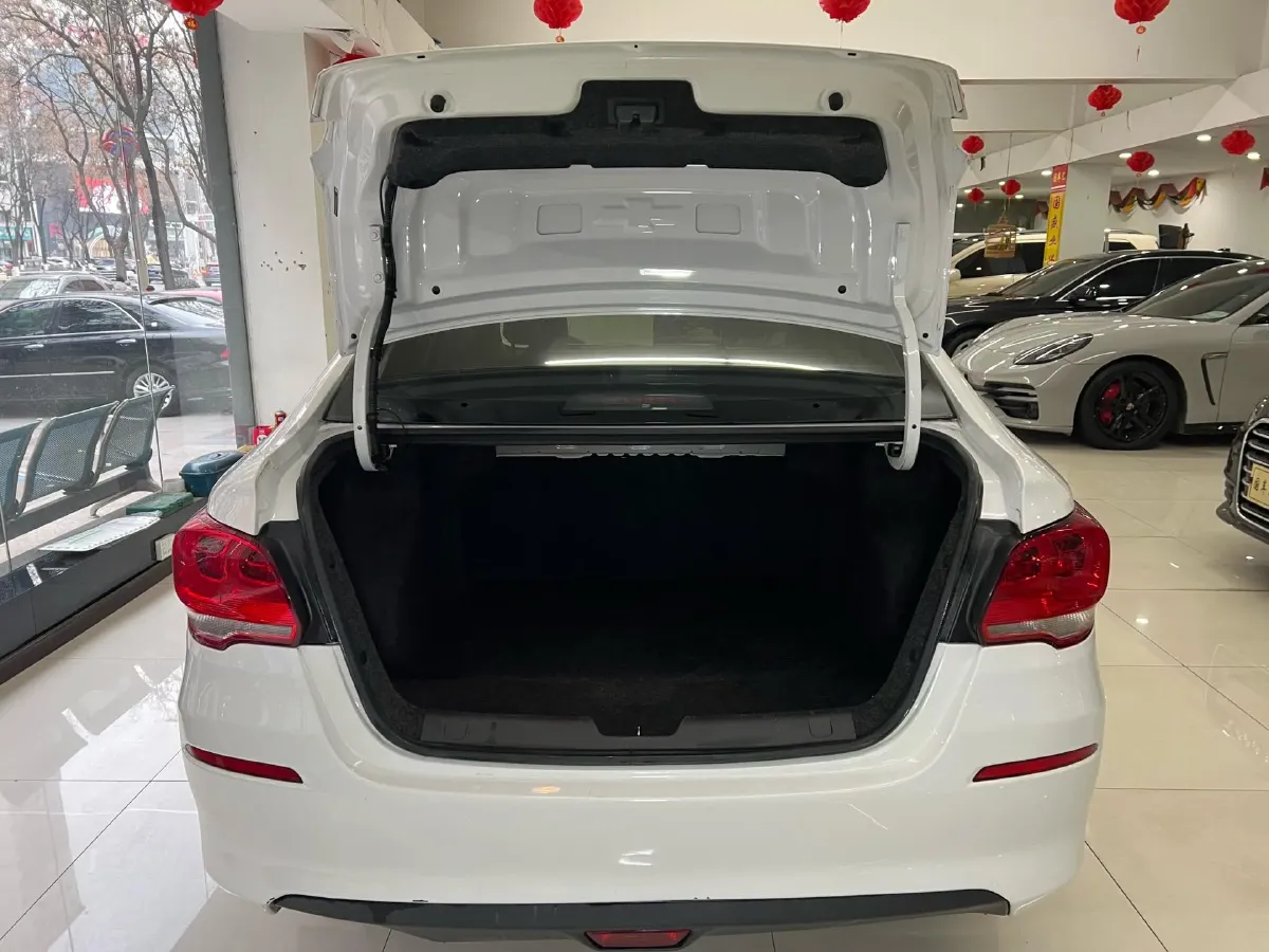 2019 Chevrolet Cavalier 1.5L 113HP L4 6AT,autocango,china used car exporter,china ev exporter,chinese used car exporter,chinese used ev exporter