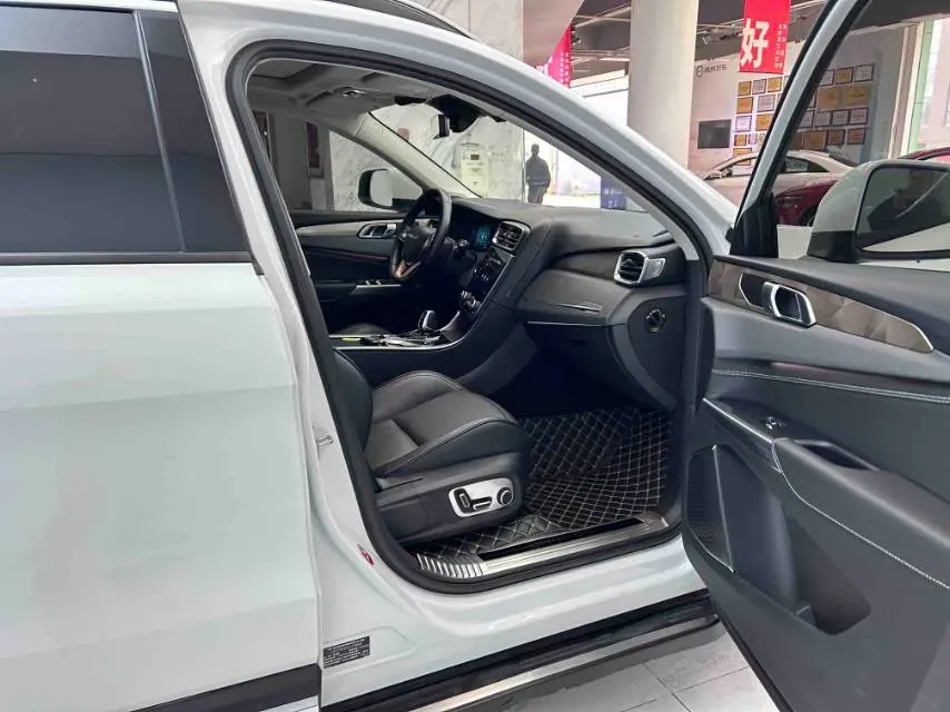 2018 Foton Tunland 2.0T 218HP L4 6AT,autocango,china used car exporter,china ev exporter,chinese used car exporter,chinese used ev exporter