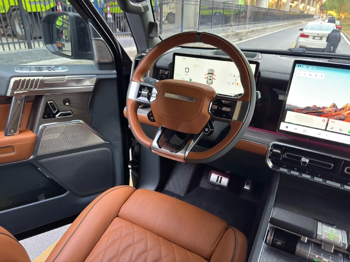 2023 M Hero 917 BEV 1088HP 2AT BEV 142.7KWH,autocango,china used car exporter,china ev exporter,chinese used car exporter,chinese used ev exporter