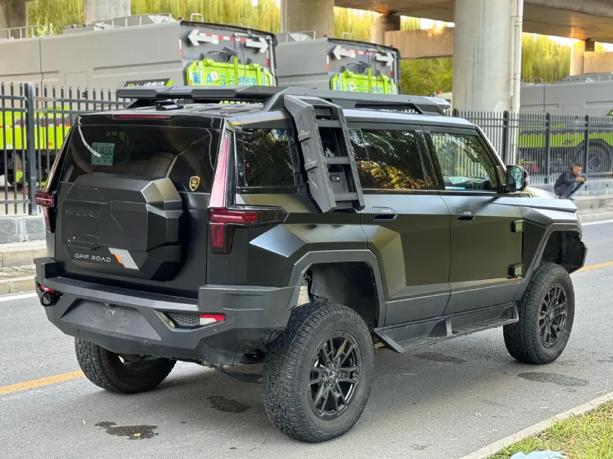 2023 M Hero 917 BEV 1088HP 2AT BEV 142.7KWH,autocango,china used car exporter,china ev exporter,chinese used car exporter,chinese used ev exporter