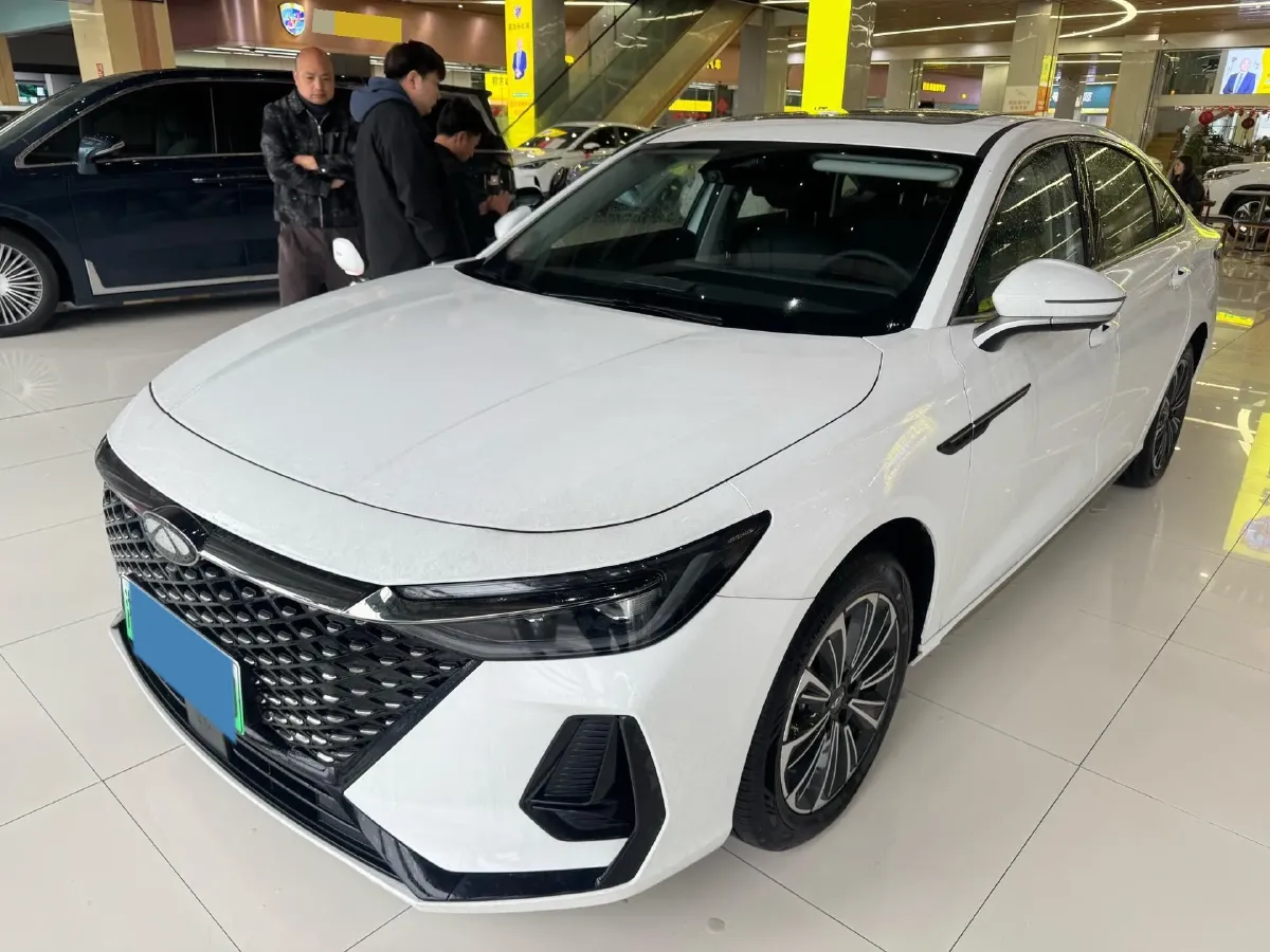 2024 Fulwin FulwinA8 1.5T 156HP L4 1DHT PHEV 18.3KWH,autocango,china used car exporter,china ev exporter,chinese used car exporter,chinese used ev exporter