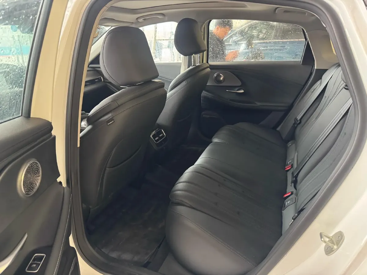 2024 Fulwin FulwinA8 1.5T 156HP L4 1DHT PHEV 18.3KWH,autocango,china used car exporter,china ev exporter,chinese used car exporter,chinese used ev exporter