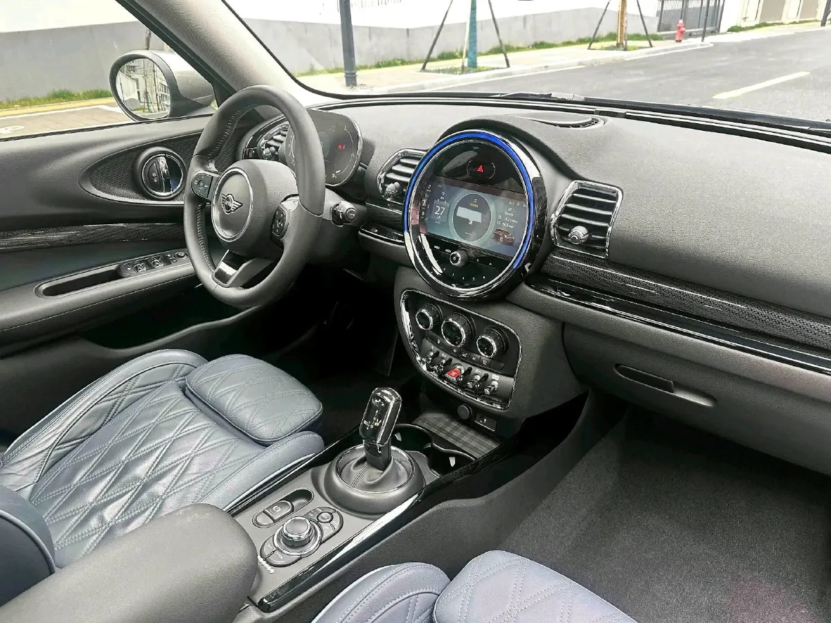 2022 MINI CLUBMAN 1.5T 136HP L3 7DCT,autocango,china used car exporter,china ev exporter,chinese used car exporter,chinese used ev exporter