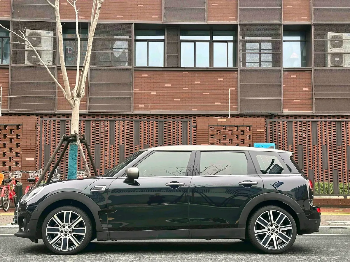 2022 MINI CLUBMAN 1.5T 136HP L3 7DCT,autocango,china used car exporter,china ev exporter,chinese used car exporter,chinese used ev exporter