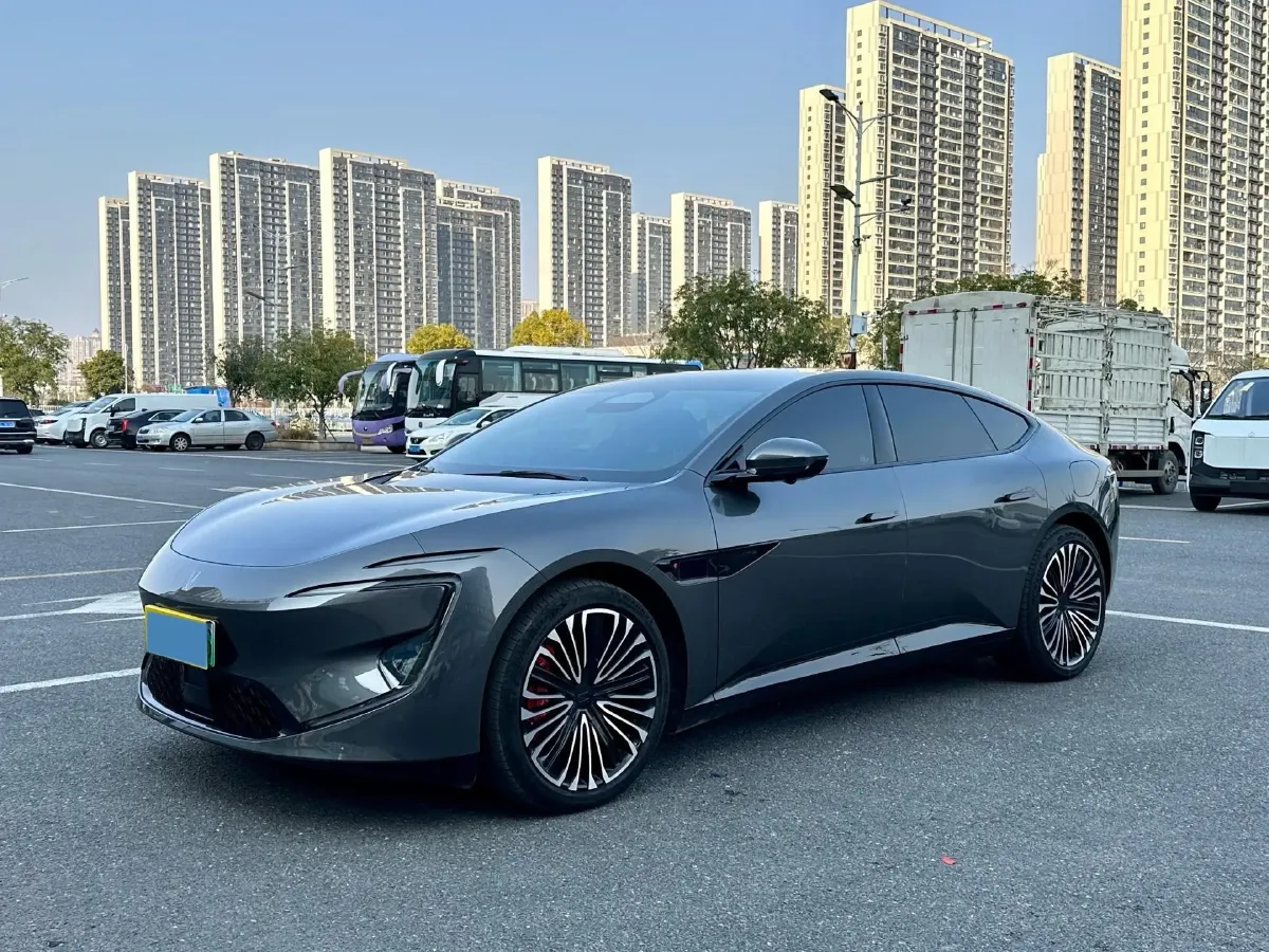 2025 Avatr 12 1.5T 156HP L4 REEV 39.05KWH,autocango,china used car exporter,china ev exporter,chinese used car exporter,chinese used ev exporter
