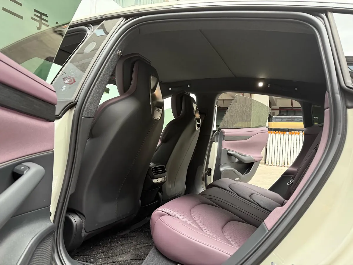 2024 MI SU7 BEV 94.3KWH,autocango,china used car exporter,china ev exporter,chinese used car exporter,chinese used ev exporter