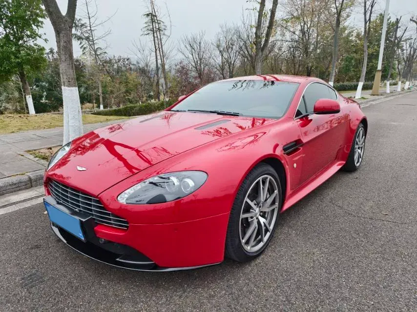 2012 Aston Martin V12 Vantage 6.0L 517HP V12 6MT,autocango,china used car exporter,china ev exporter,chinese used car exporter,chinese used ev exporter