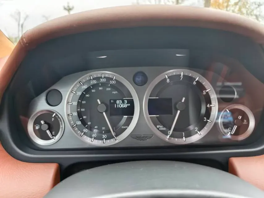 2012 Aston Martin V12 Vantage 6.0L 517HP V12 6MT,autocango,china used car exporter,china ev exporter,chinese used car exporter,chinese used ev exporter