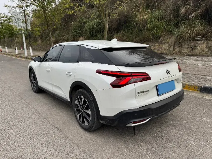 2021 Citroen C5 X 1.6T 175HP L4 8AT,autocango,china used car exporter,china ev exporter,chinese used car exporter,chinese used ev exporter