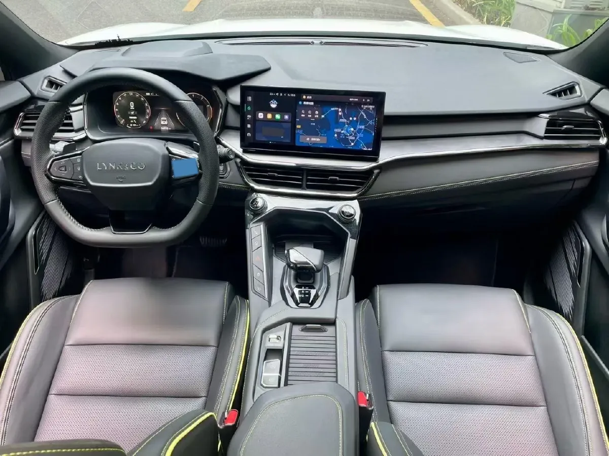 2023 LYNK&CO 06 1.5T 181HP L4 7DCT,autocango,china used car exporter,china ev exporter,chinese used car exporter,chinese used ev exporter