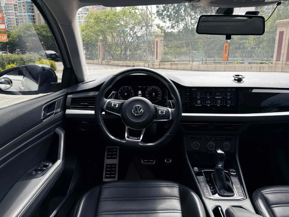 2022 Volkswagen Sagitar 1.2T 116HP L4 7DCT,autocango,china used car exporter,china ev exporter,chinese used car exporter,chinese used ev exporter