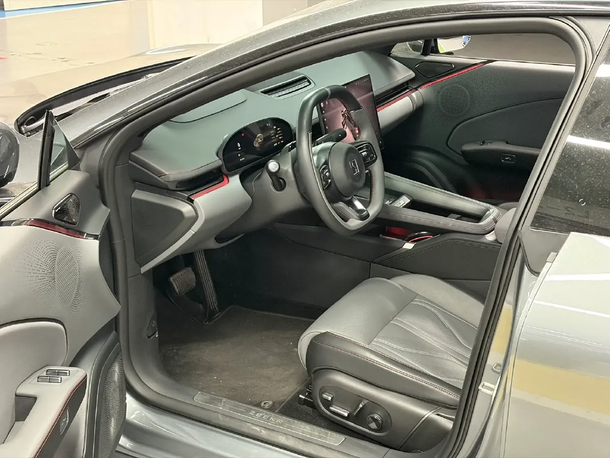 2025 Zeekr 007GT BEV 75KWH,autocango,china used car exporter,china ev exporter,chinese used car exporter,chinese used ev exporter