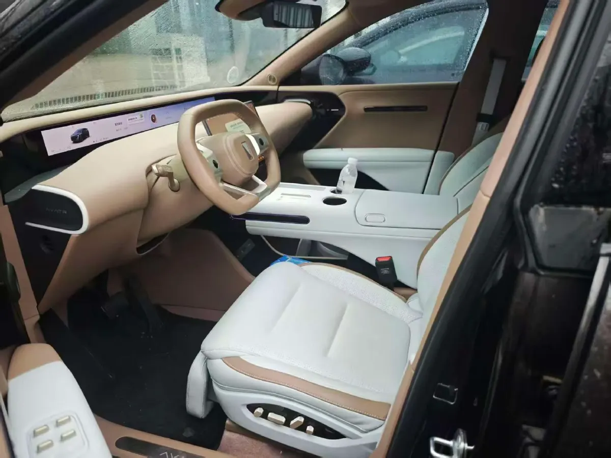 2024 Avatr 07 BEV 82.16KWH,autocango,china used car exporter,china ev exporter,chinese used car exporter,chinese used ev exporter