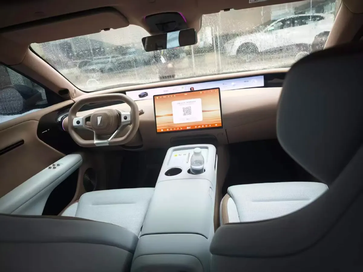 2024 Avatr 07 BEV 82.16KWH,autocango,china used car exporter,china ev exporter,chinese used car exporter,chinese used ev exporter