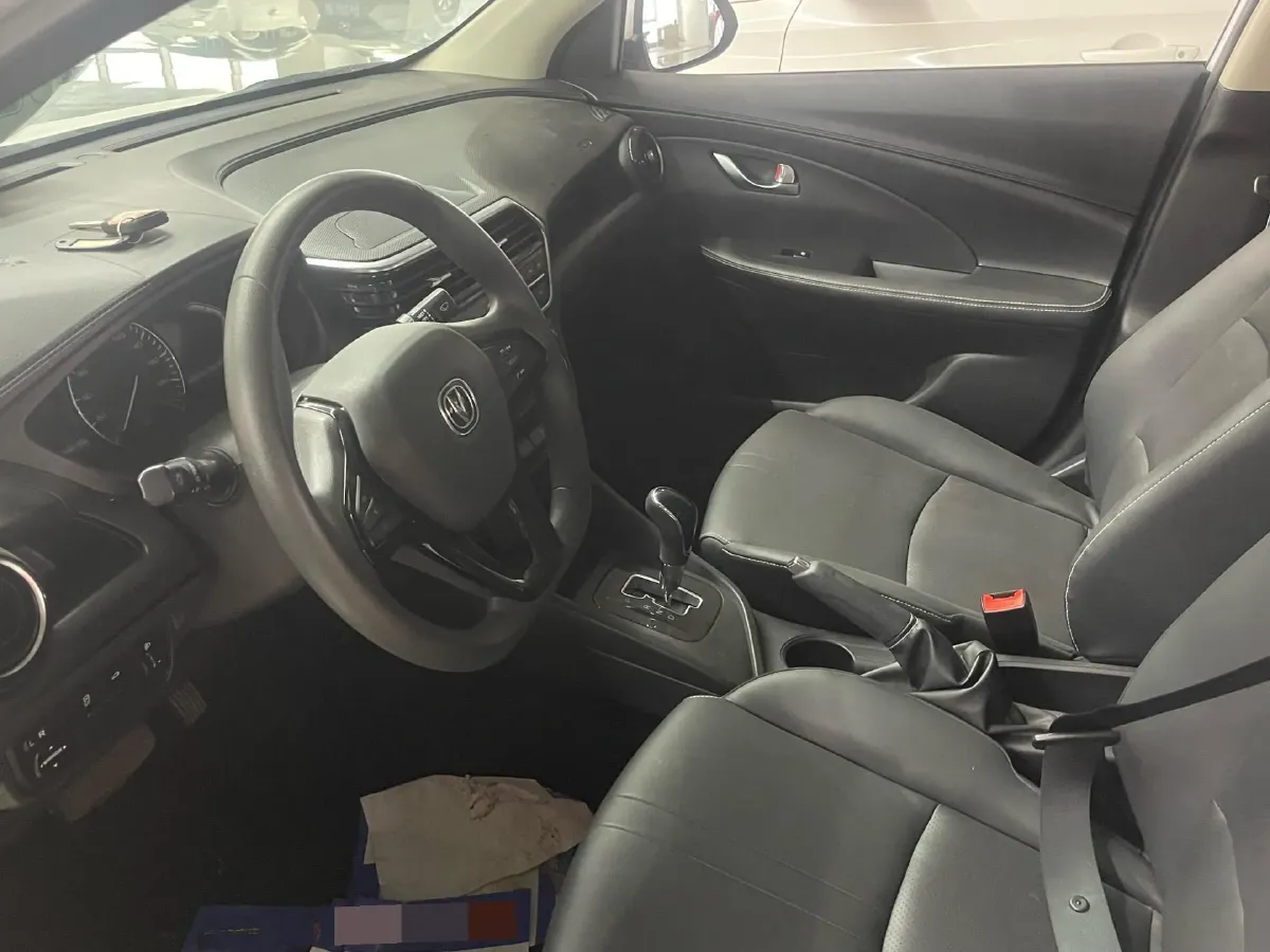 2019 ChangAn Alsvin 1.5L 107HP L4 5DCT,autocango,china used car exporter,china ev exporter,chinese used car exporter,chinese used ev exporter