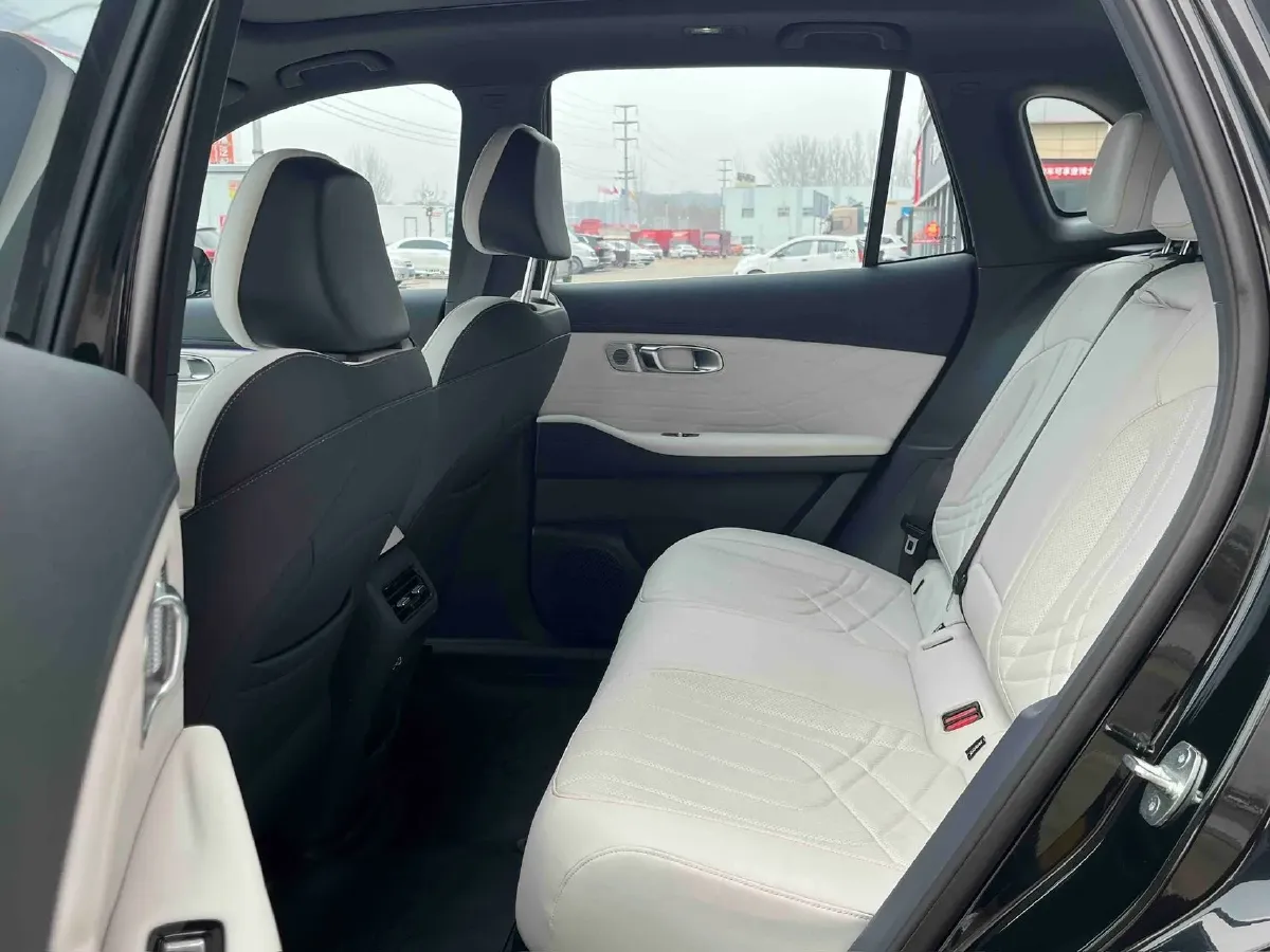 2025 Geely Galaxy Starship 7 1.5L 112HP L4 1DHT PHEV 19.09KWH,autocango,china used car exporter,china ev exporter,chinese used car exporter,chinese used ev exporter