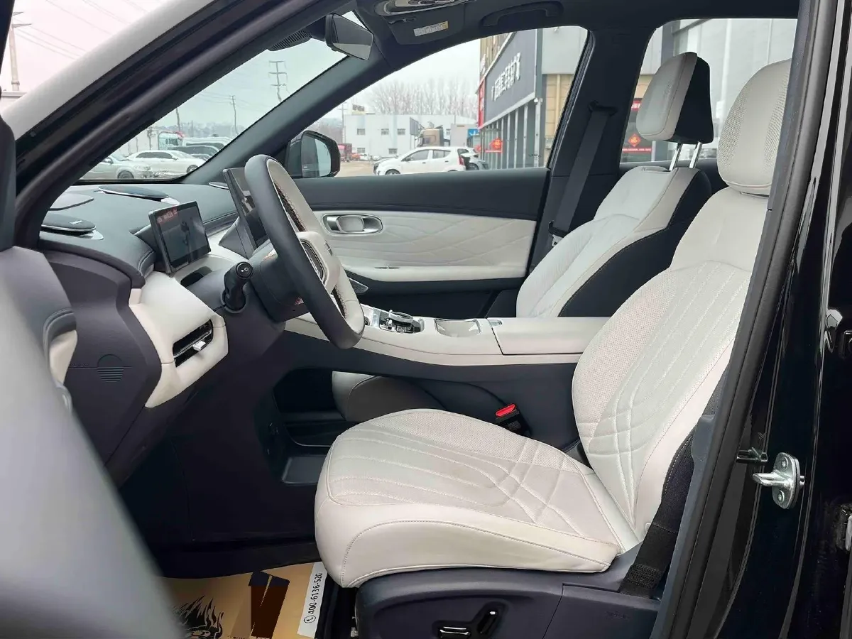 2025 Geely Galaxy Starship 7 1.5L 112HP L4 1DHT PHEV 19.09KWH,autocango,china used car exporter,china ev exporter,chinese used car exporter,chinese used ev exporter