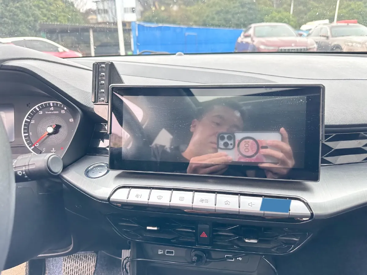 2021 MG 5 1.5L 120HP L4 CVT,autocango,china used car exporter,china ev exporter,chinese used car exporter,chinese used ev exporter