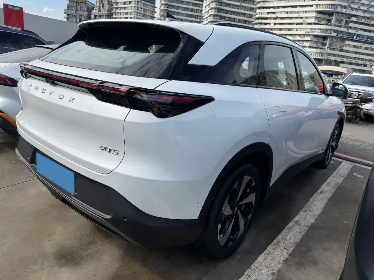 2026 ARCFOX αT5 BEV,autocango,china used car exporter,china ev exporter,chinese used car exporter,chinese used ev exporter