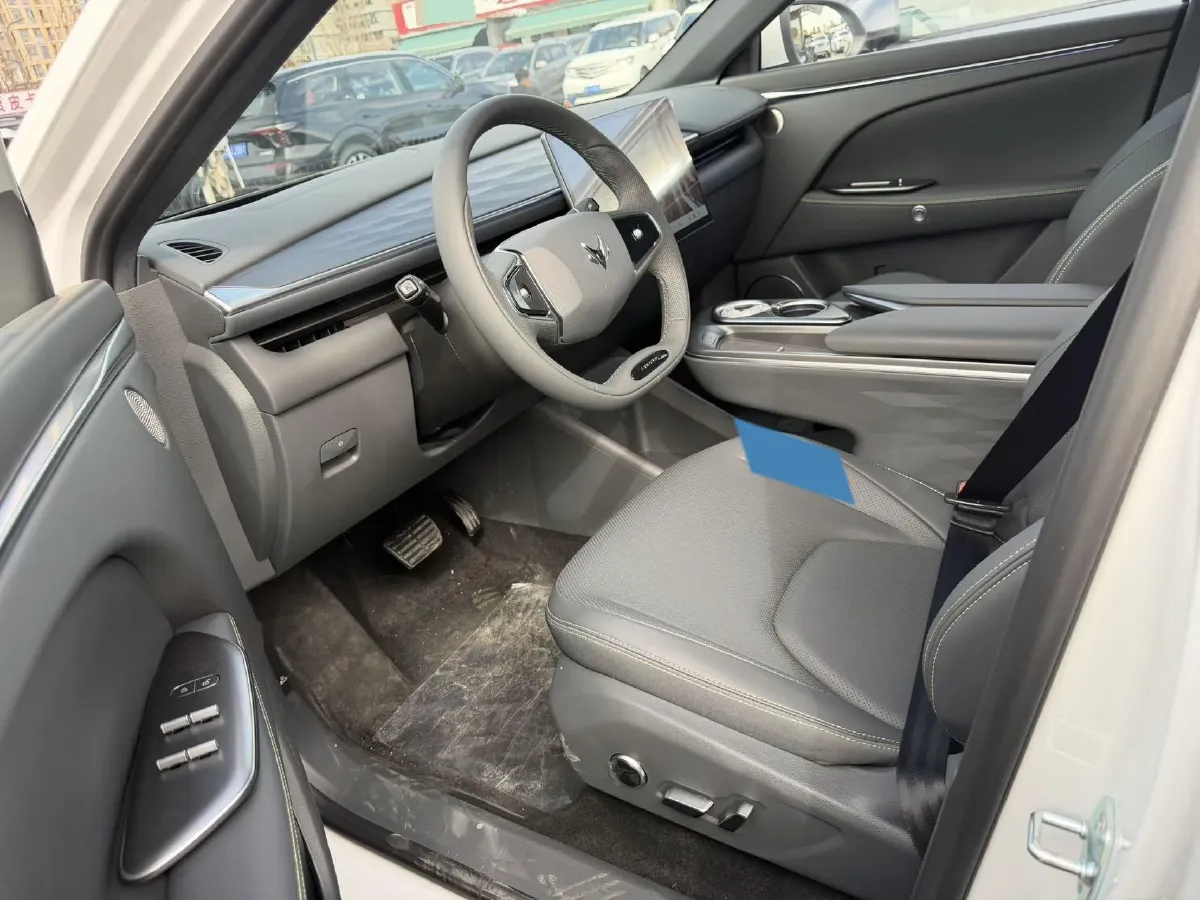 2026 ARCFOX αT5 BEV,autocango,china used car exporter,china ev exporter,chinese used car exporter,chinese used ev exporter