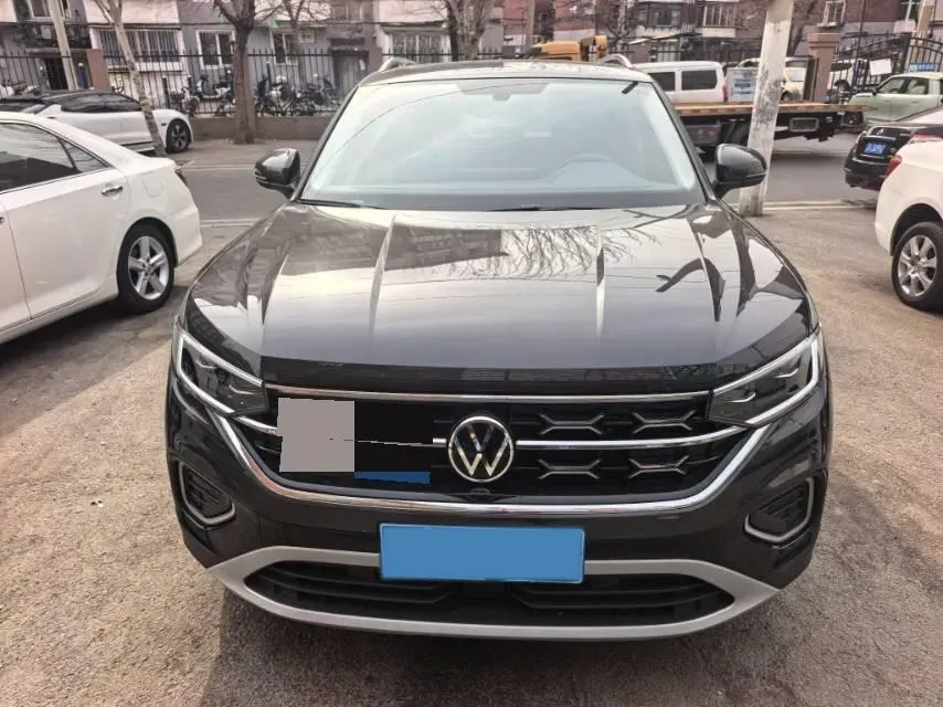 2025 Volkswagen Tayron 2.0T 186HP L4 7DCT,autocango,china used car exporter,china ev exporter,chinese used car exporter,chinese used ev exporter