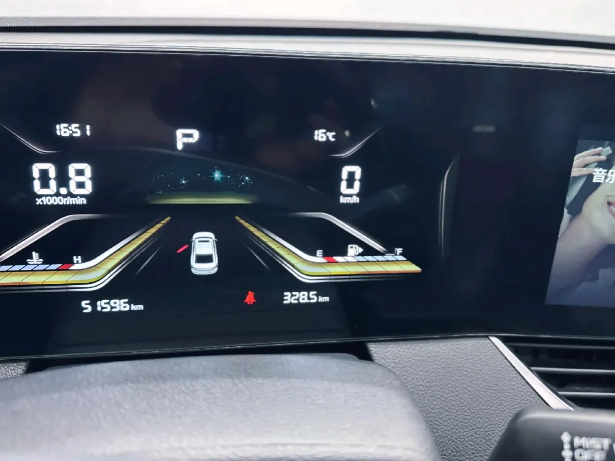 2022 Bestune B70 1.5T 169HP L4 7DCT,autocango,china used car exporter,china ev exporter,chinese used car exporter,chinese used ev exporter