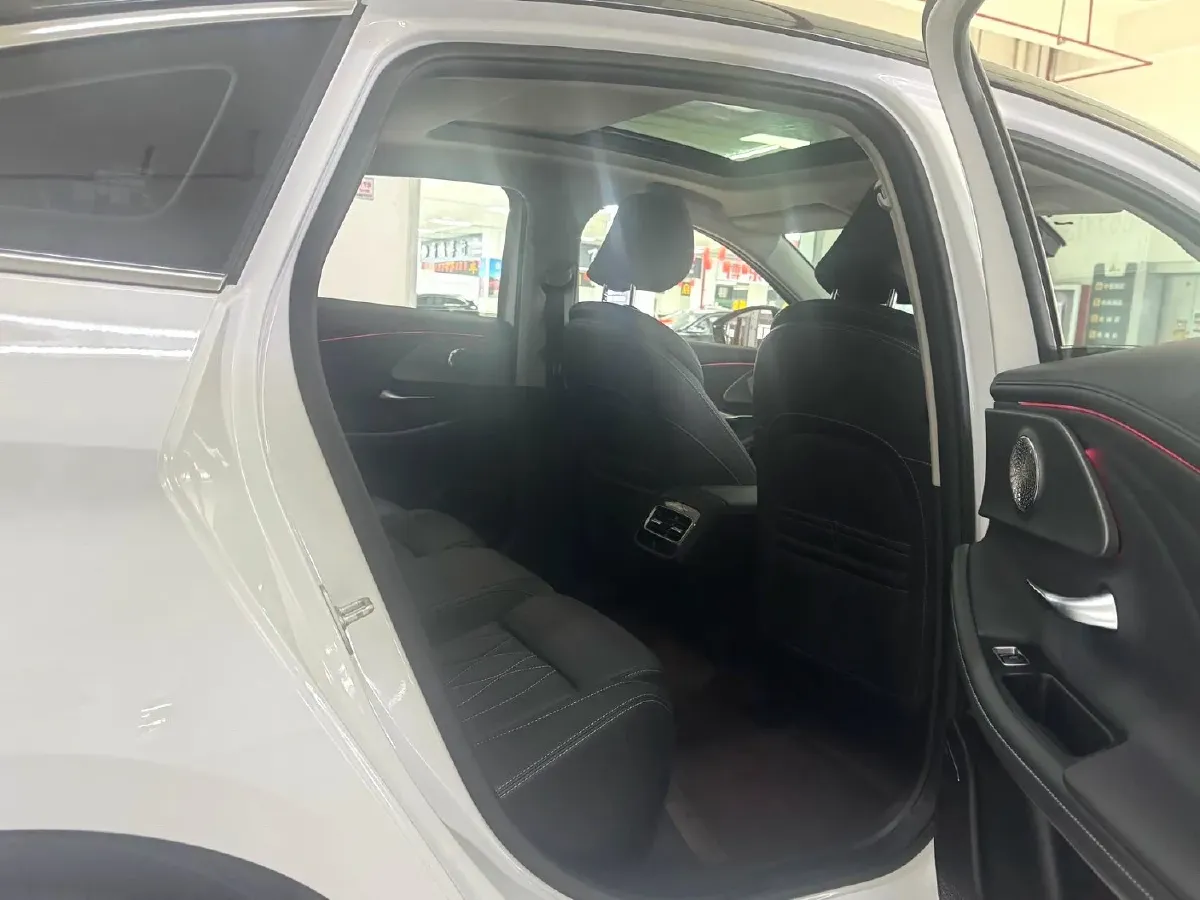 2022 Chery Arrizo 8 1.6T 197HP L4 7DCT,autocango,china used car exporter,china ev exporter,chinese used car exporter,chinese used ev exporter