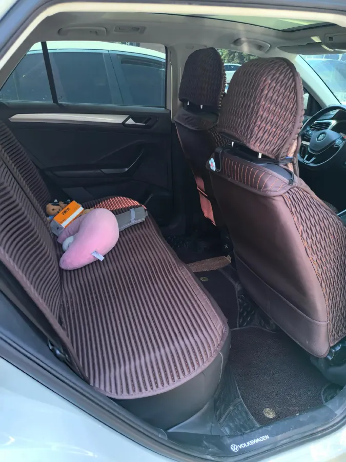 2019 Volkswagen T-Roc 1.4T 150HP L4 7DCT,autocango,china used car exporter,china ev exporter,chinese used car exporter,chinese used ev exporter