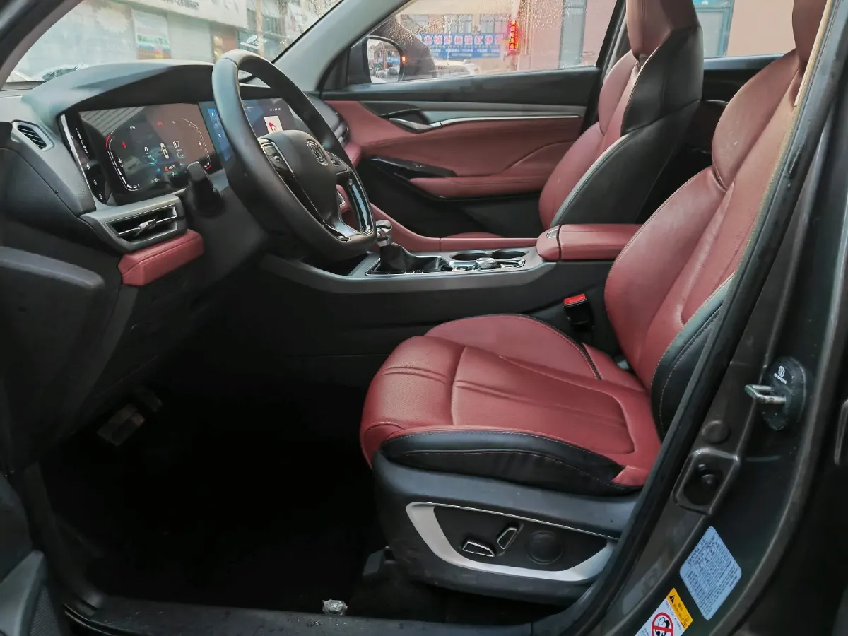 2022 ChangAn CS75 Plus 1.5T 178HP L4 6AT,autocango,china used car exporter,china ev exporter,chinese used car exporter,chinese used ev exporter