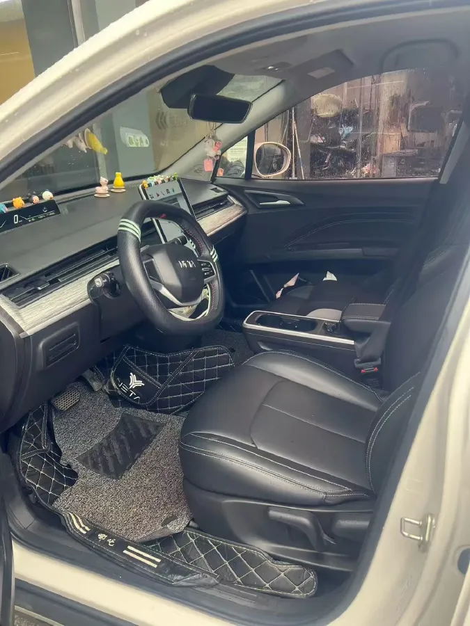 2022 Leapmotor T03 BEV 41KWH,autocango,china used car exporter,china ev exporter,chinese used car exporter,chinese used ev exporter